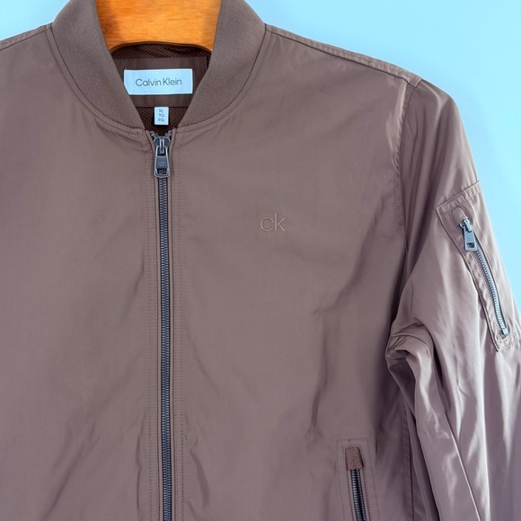 Calvin Klein Mens Bomber Jacket Brown Water Resistant Full Zip CM107904 XL NWT - Picture 2 of 8